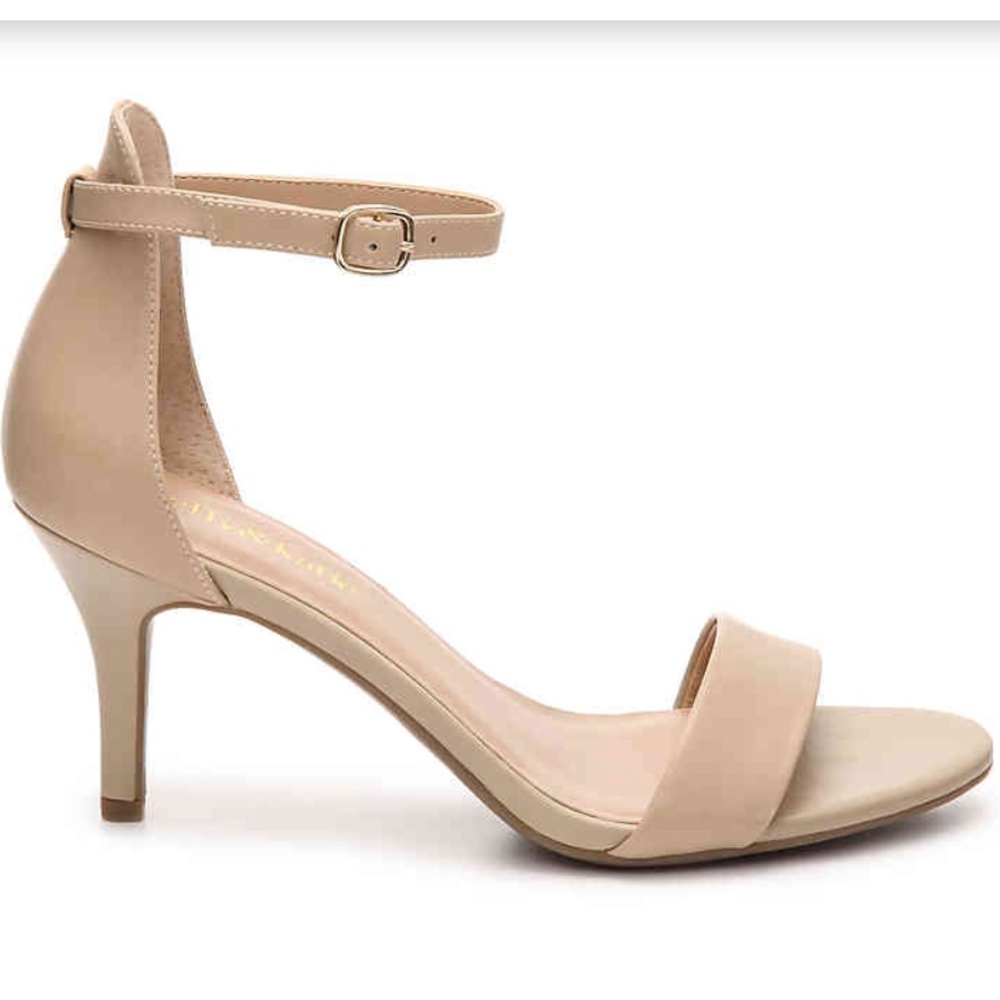 Kelly & Katie nude heel sandal